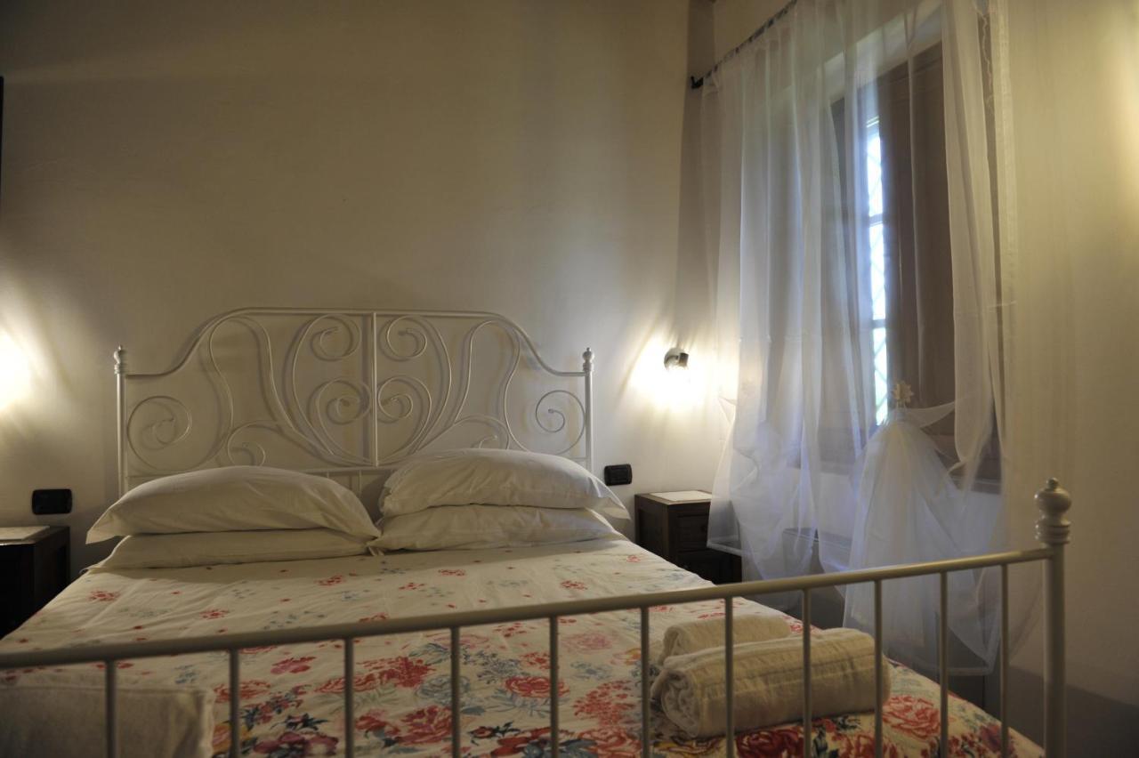 La Casa Colonica Villa Tuoro sul Trasimeno Buitenkant foto