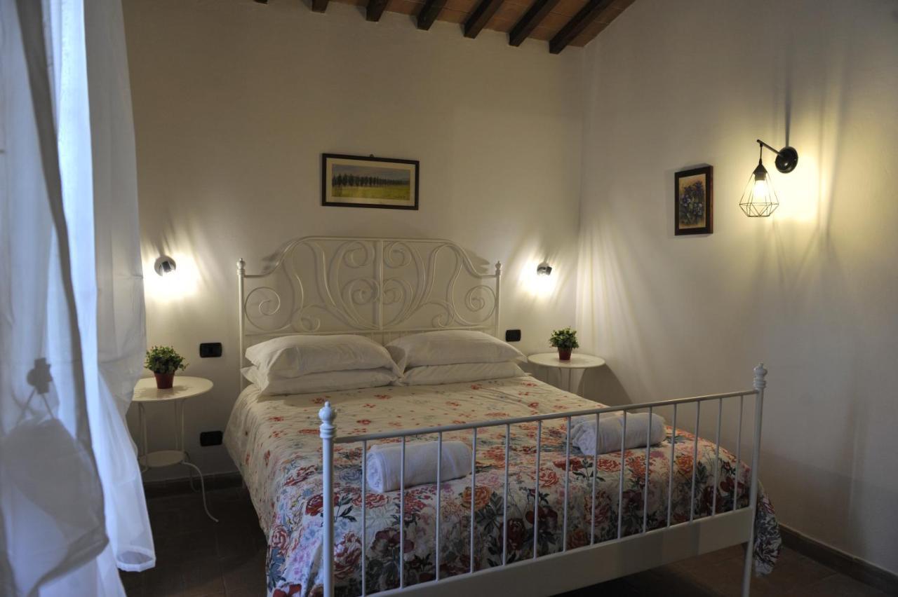 La Casa Colonica Villa Tuoro sul Trasimeno Buitenkant foto