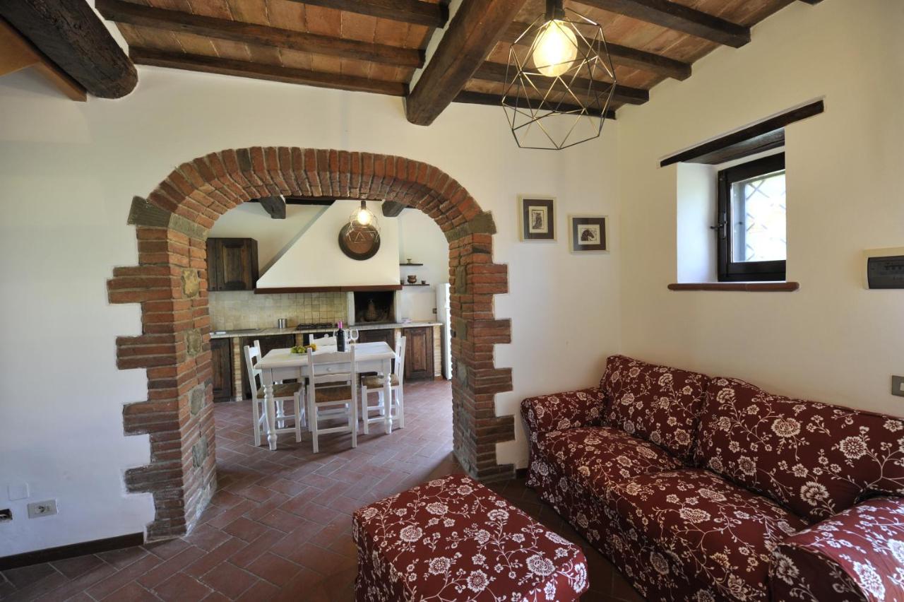 La Casa Colonica Villa Tuoro sul Trasimeno Buitenkant foto