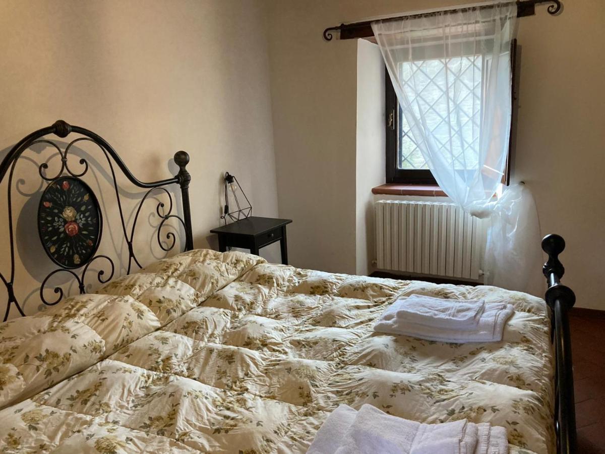 La Casa Colonica Villa Tuoro sul Trasimeno Buitenkant foto